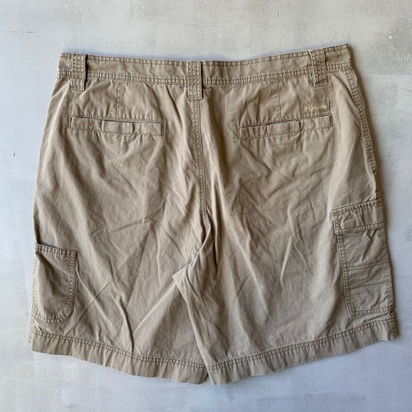 Columbia khaki Utility Cargo Shorts‎ mens 38 x 9 x 20 camping hiking - Picture 3 of 5